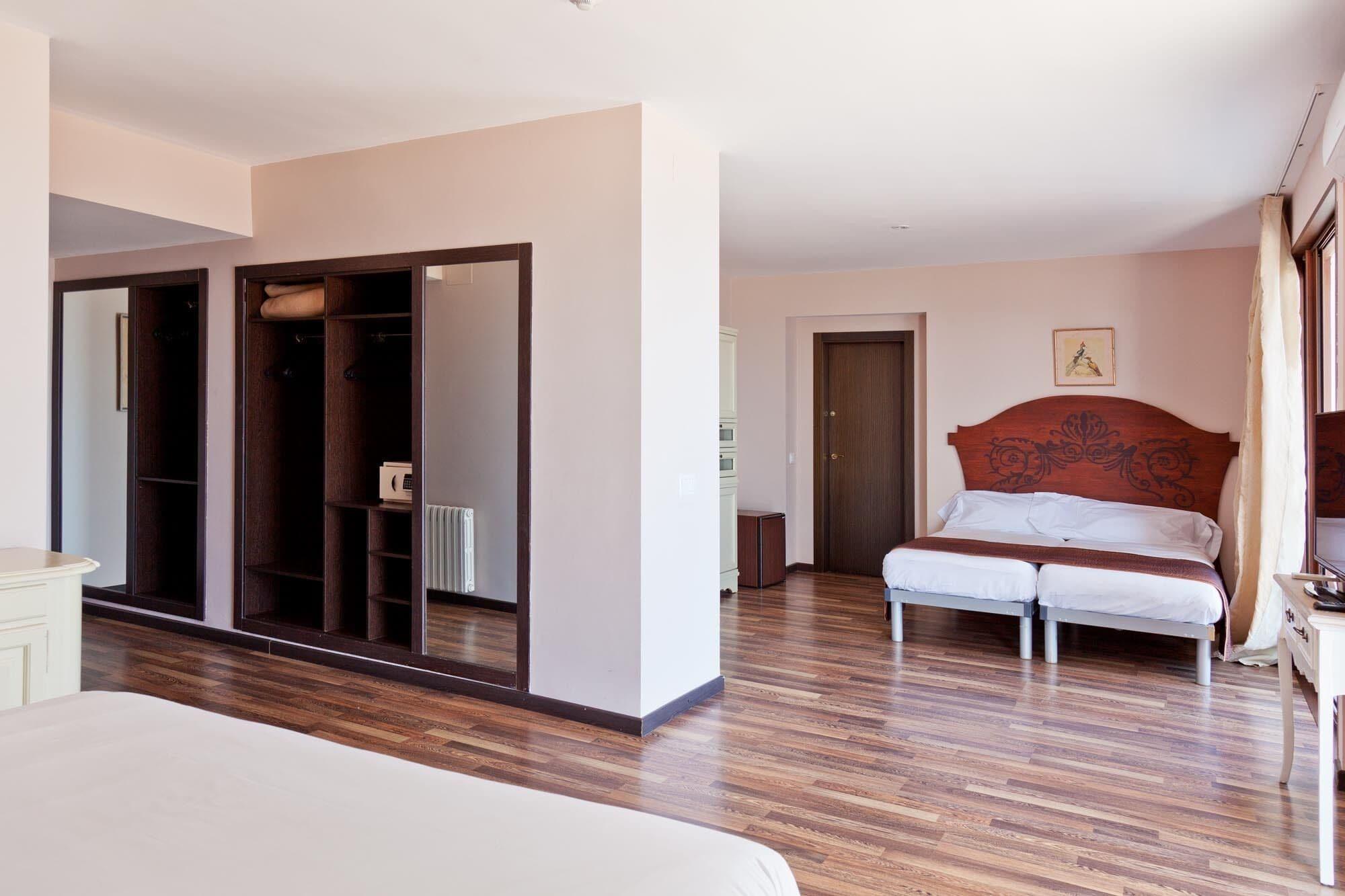 Hotel Roger De Flor By Seleqtta Λορέτ Ντε Μαρ Εξωτερικό φωτογραφία